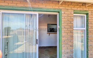 3 Bedroom House For Sale in Henties Bay Central, Henties Bay