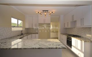 3 Bedroom House To Rent in Ocean View, Swakopmund