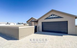 3 Bedroom House For Sale in Mile 4 Extension 1, Swakopmund