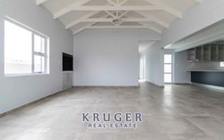 3 Bedroom House For Sale in Mile 4 Extension 1, Swakopmund