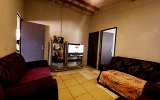 3 Bedroom House For Sale in Henties Bay Central, Henties Bay