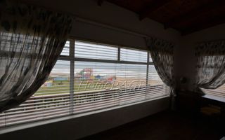 7 Bedroom House For Sale in Henties Bay Central, Henties Bay