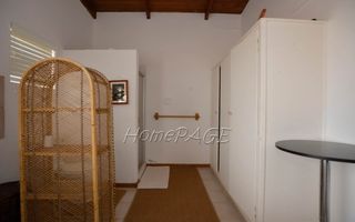 7 Bedroom House For Sale in Henties Bay Central, Henties Bay
