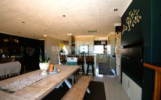 3 Bedroom House To Rent in Long Beach