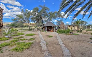 5 Bedroom Small Holding / Plot For Sale in Usakos