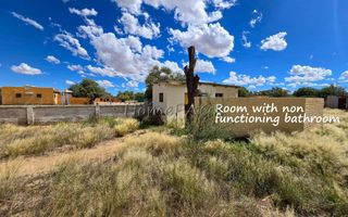 5 Bedroom Small Holding / Plot For Sale in Usakos