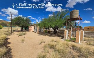 5 Bedroom Small Holding / Plot For Sale in Usakos