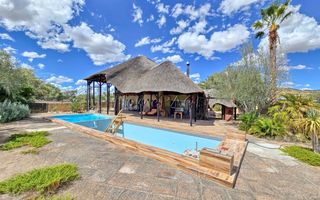 5 Bedroom Small Holding / Plot For Sale in Usakos