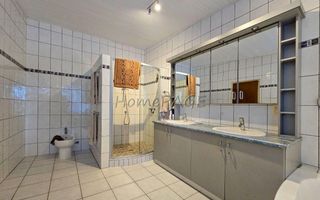 5 Bedroom Small Holding / Plot For Sale in Usakos