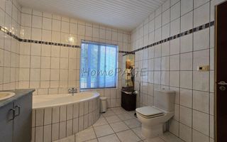 5 Bedroom Small Holding / Plot For Sale in Usakos