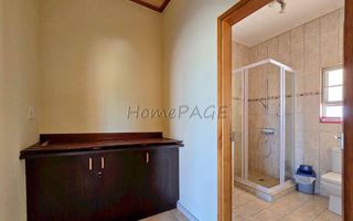 5 Bedroom Small Holding / Plot For Sale in Usakos