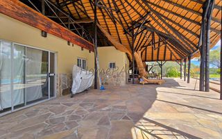 5 Bedroom Small Holding / Plot For Sale in Usakos