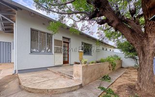 5 Bedroom House For Sale in Otjiwarongo