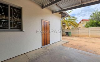 5 Bedroom House For Sale in Otjiwarongo