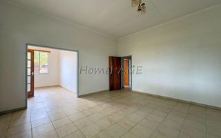 5 Bedroom House For Sale in Otjiwarongo