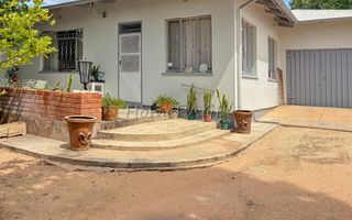 5 Bedroom House For Sale in Otjiwarongo