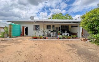 5 Bedroom House For Sale in Otjiwarongo
