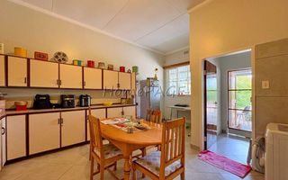 5 Bedroom House For Sale in Otjiwarongo