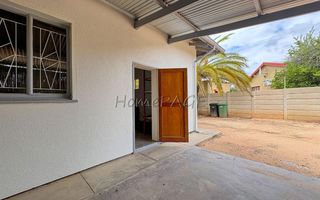 5 Bedroom House For Sale in Otjiwarongo