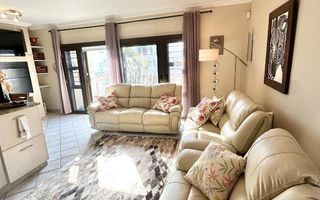 3 Bedroom House For Sale in Dolphin Beach