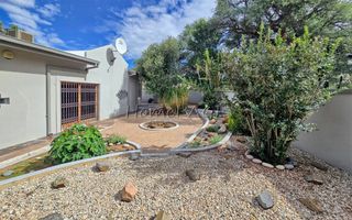 4 Bedroom House For Sale in Okahandja