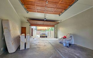 4 Bedroom House For Sale in Okahandja