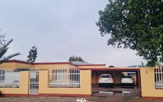 5 Bedroom House For Sale in Pioneerspark, Windhoek