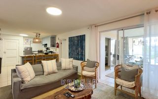 3 Bedroom Apartment For Sale in Swakopmund Central, Swakopmu...