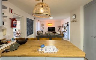 3 Bedroom Apartment For Sale in Swakopmund Central, Swakopmu...