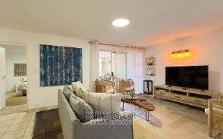 3 Bedroom Apartment For Sale in Swakopmund Central, Swakopmu...