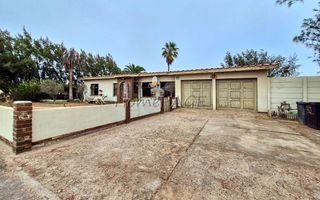 3 Bedroom House For Sale in Walvis Bay Central