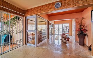 3 Bedroom House For Sale in Walvis Bay Central
