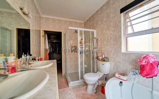 3 Bedroom House For Sale in Walvis Bay Central