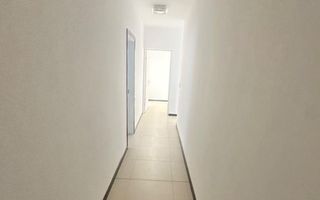 5 Bedroom House For Sale in Afrodite Beach