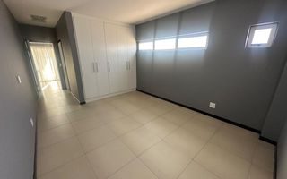5 Bedroom House For Sale in Afrodite Beach