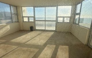 5 Bedroom House For Sale in Afrodite Beach