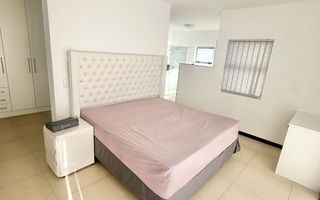 5 Bedroom House For Sale in Afrodite Beach