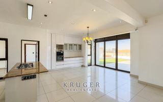 8 Bedroom House For Sale in Kramersdorf, Swakopmund