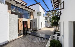 8 Bedroom House For Sale in Kramersdorf, Swakopmund