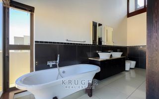 8 Bedroom House For Sale in Kramersdorf, Swakopmund