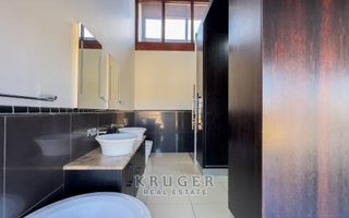 8 Bedroom House For Sale in Kramersdorf, Swakopmund