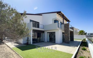 8 Bedroom House For Sale in Kramersdorf, Swakopmund