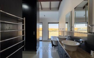 8 Bedroom House For Sale in Kramersdorf, Swakopmund