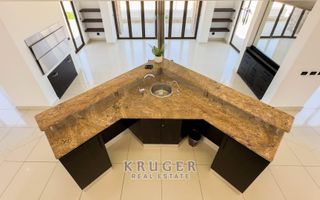 8 Bedroom House For Sale in Kramersdorf, Swakopmund