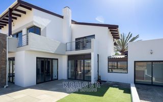 8 Bedroom House For Sale in Kramersdorf, Swakopmund