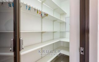 8 Bedroom House For Sale in Kramersdorf, Swakopmund