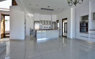 4 Bedroom House For Sale in Kramersdorf, Swakopmund