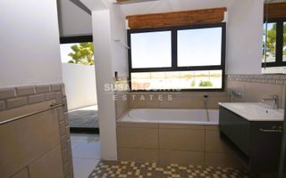 4 Bedroom House For Sale in Kramersdorf, Swakopmund