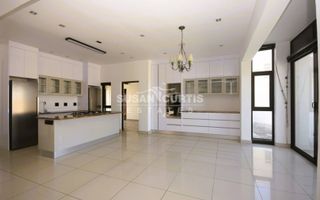 4 Bedroom House For Sale in Kramersdorf, Swakopmund