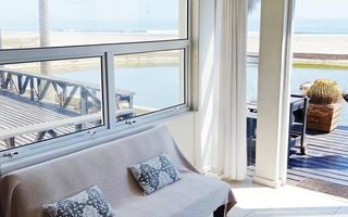 3 Bedroom House For Sale in Lagoon